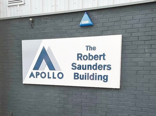Folded Tray Sign With Flush Bonded Acrylic Logo Apollo Signs Express Birmingham