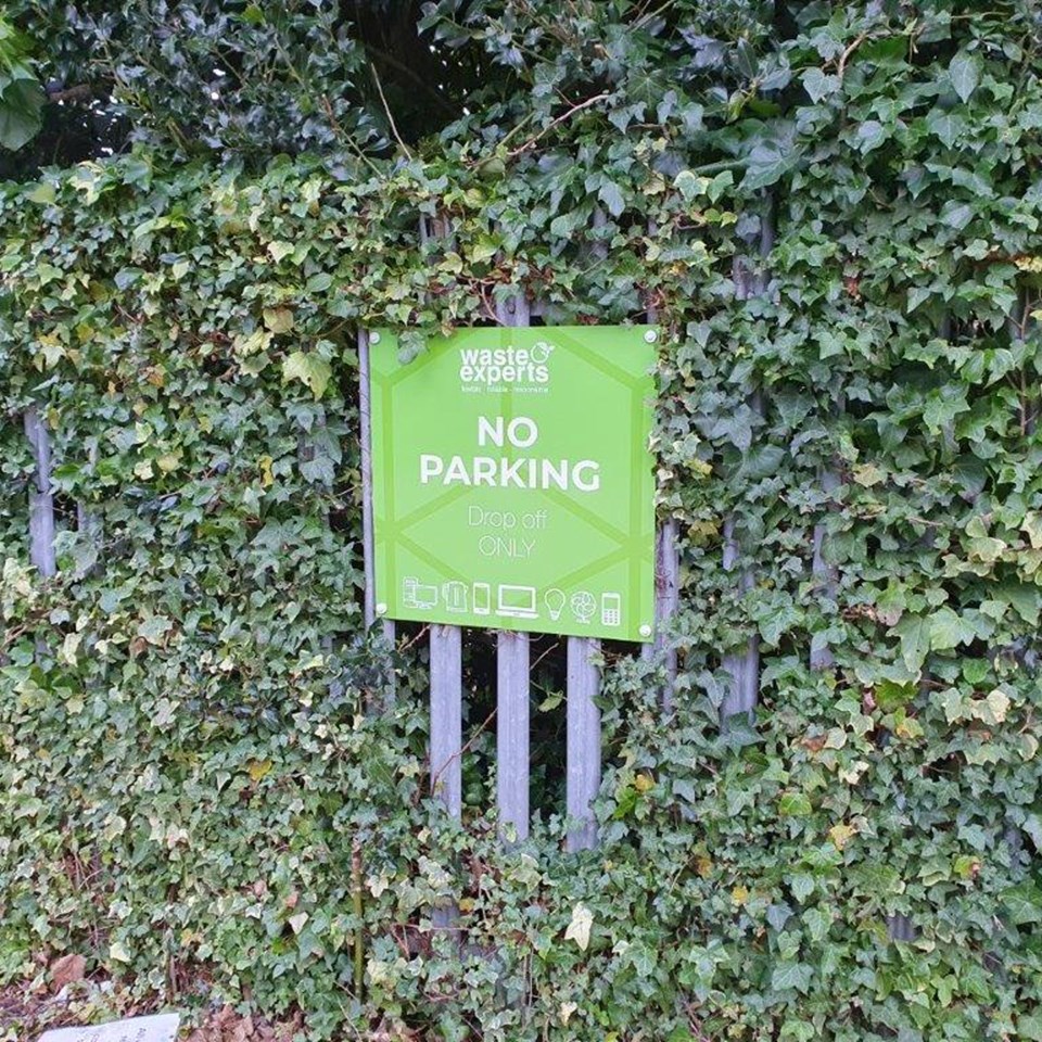 No Parking Sign For Waste Experts