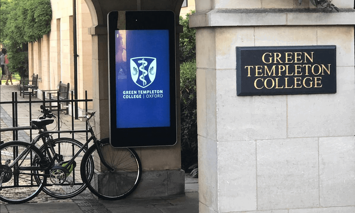 Outdoor Advertising Display Green Templeton College