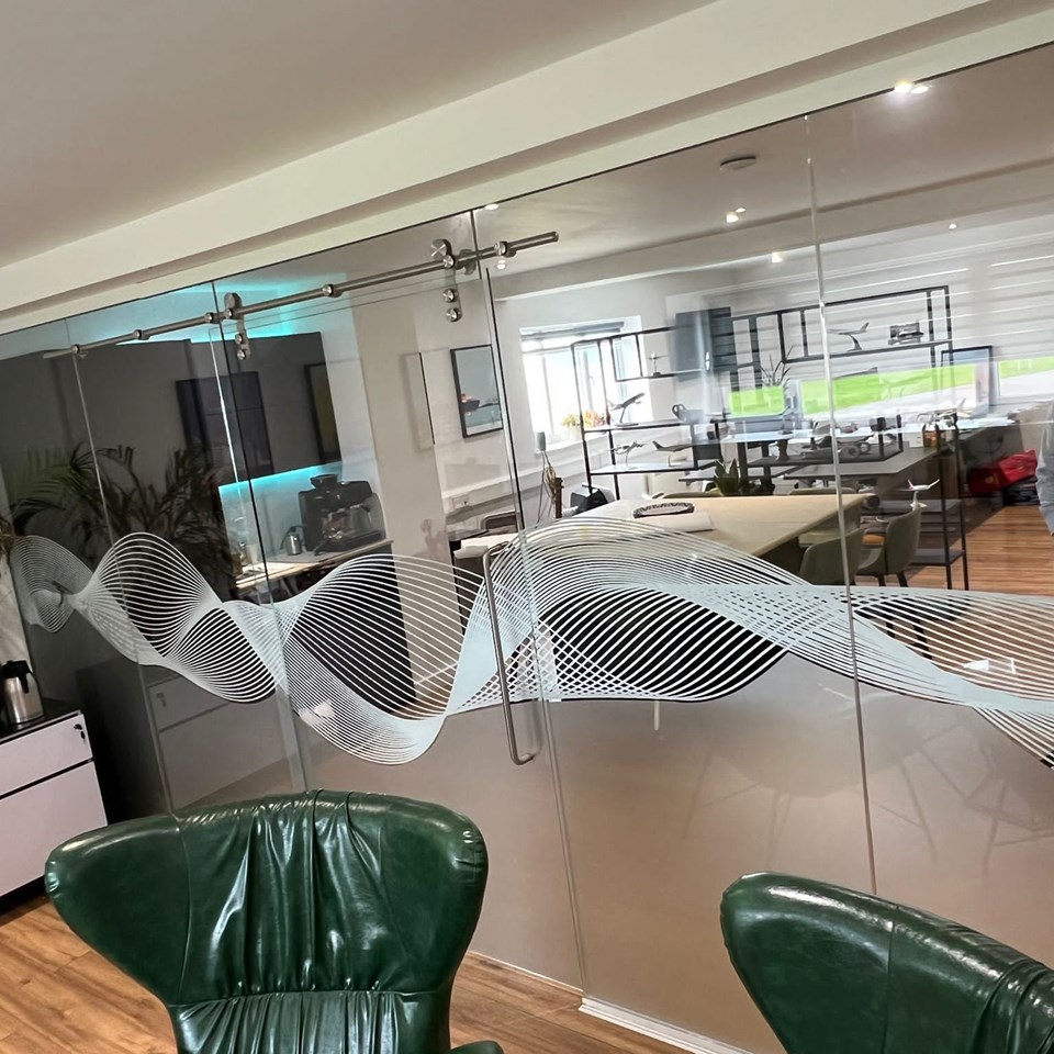 Window Manifestations For Skyline Aero
