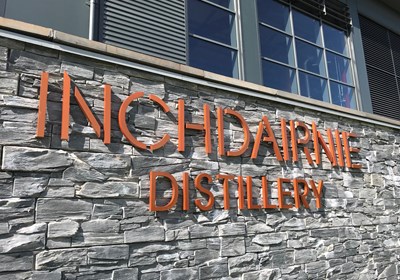 Inchdairnie Distillery Glenrothes, built up letters, installed onto slate wall