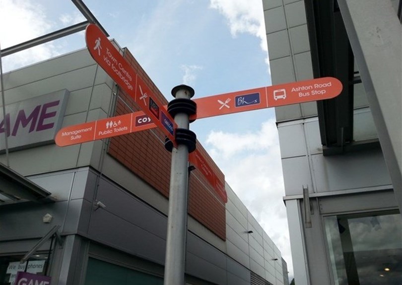 Finger Post Wayfinding Sign For A Shopping Centre Stockport