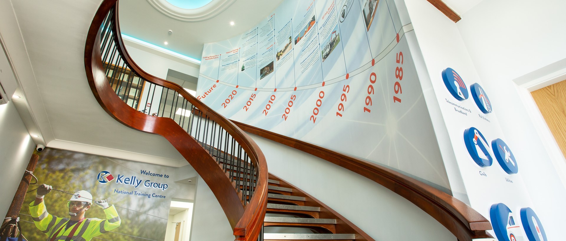 Custom Wallpaper & Wallcoverings – Signs Express Custom Wallpaper & Wallcoverings – Signs Express