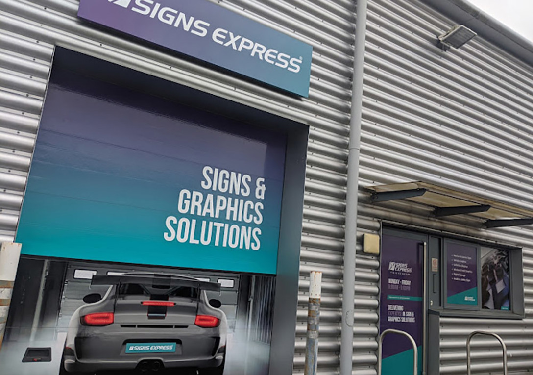 Gallery - Signs Express Battersea
