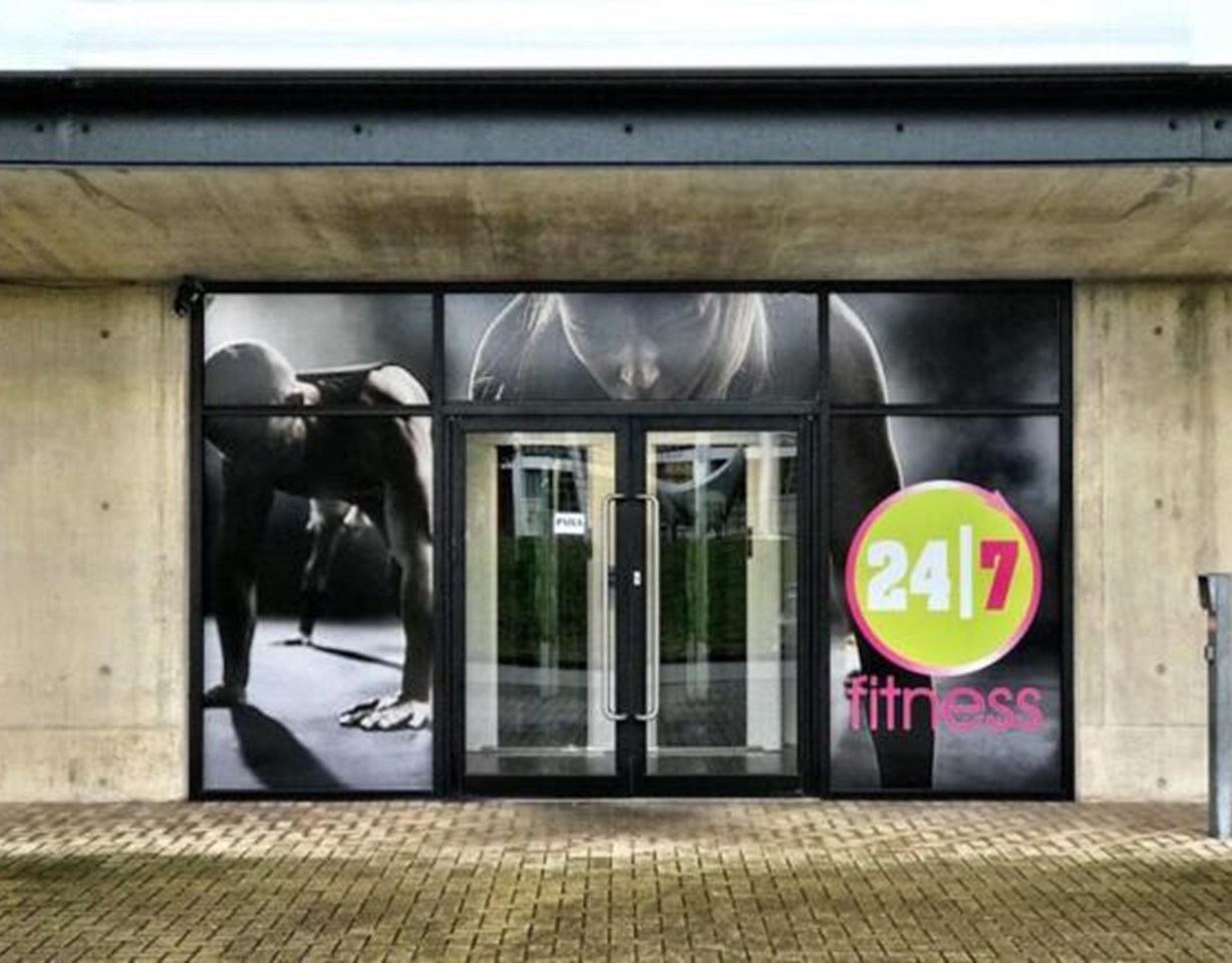 24/7 Fitness - Window Graphics