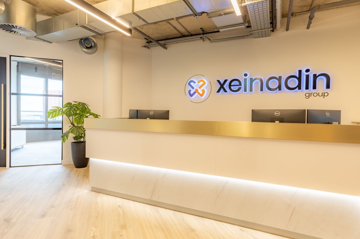 Xeinadin Reception Signs