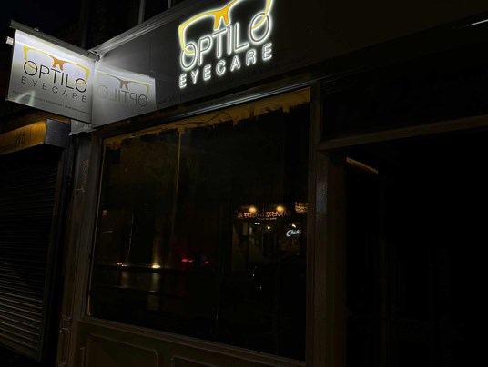 Optilo Eyecare - Illuminated Fascia Sign Tray & Projection