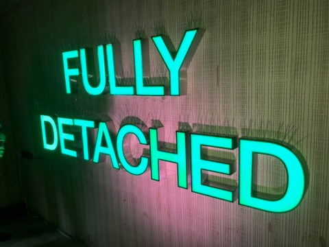 Fully Detached Illuminated Sign