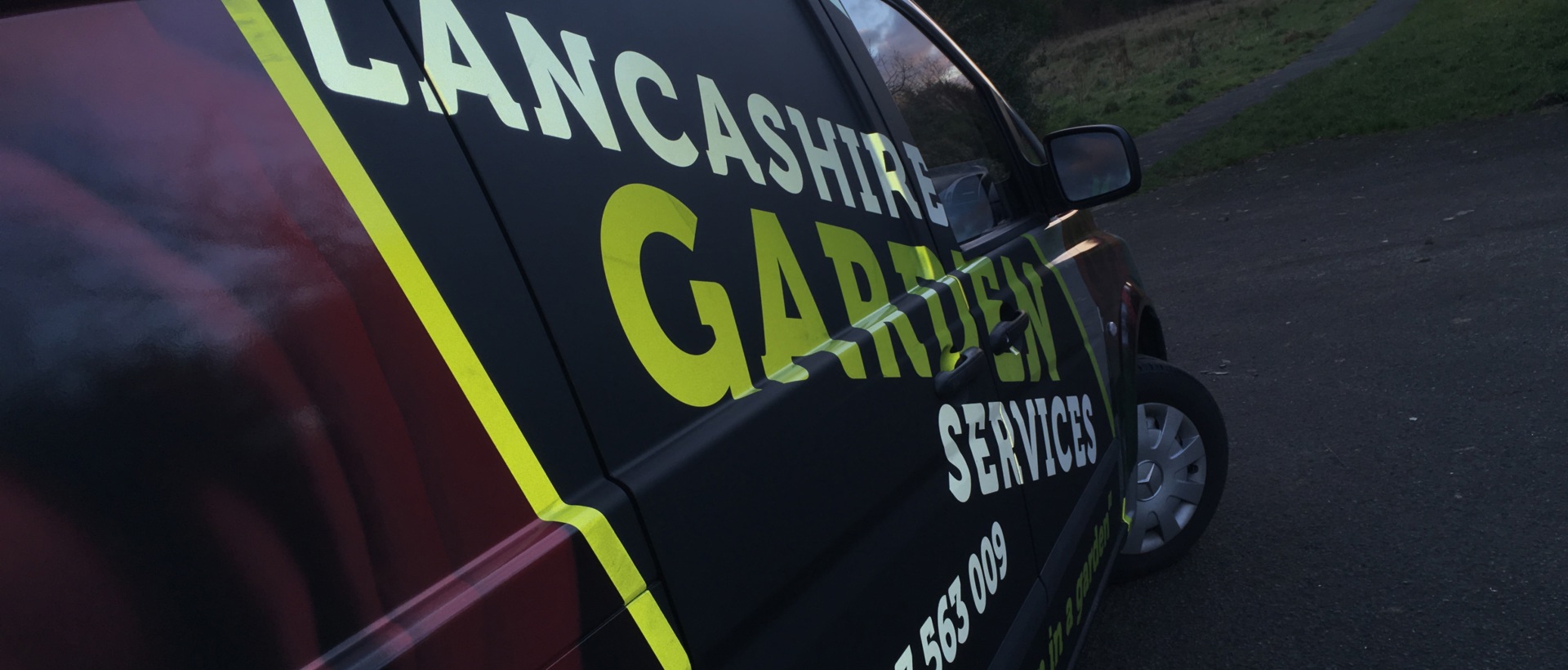 Vehicle Graphics for Fleets, Cars & Vans from Signs Express