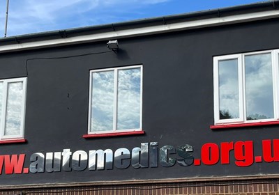 External Signage For Our Customer @Auto Medics By Signs Express Aylesbury