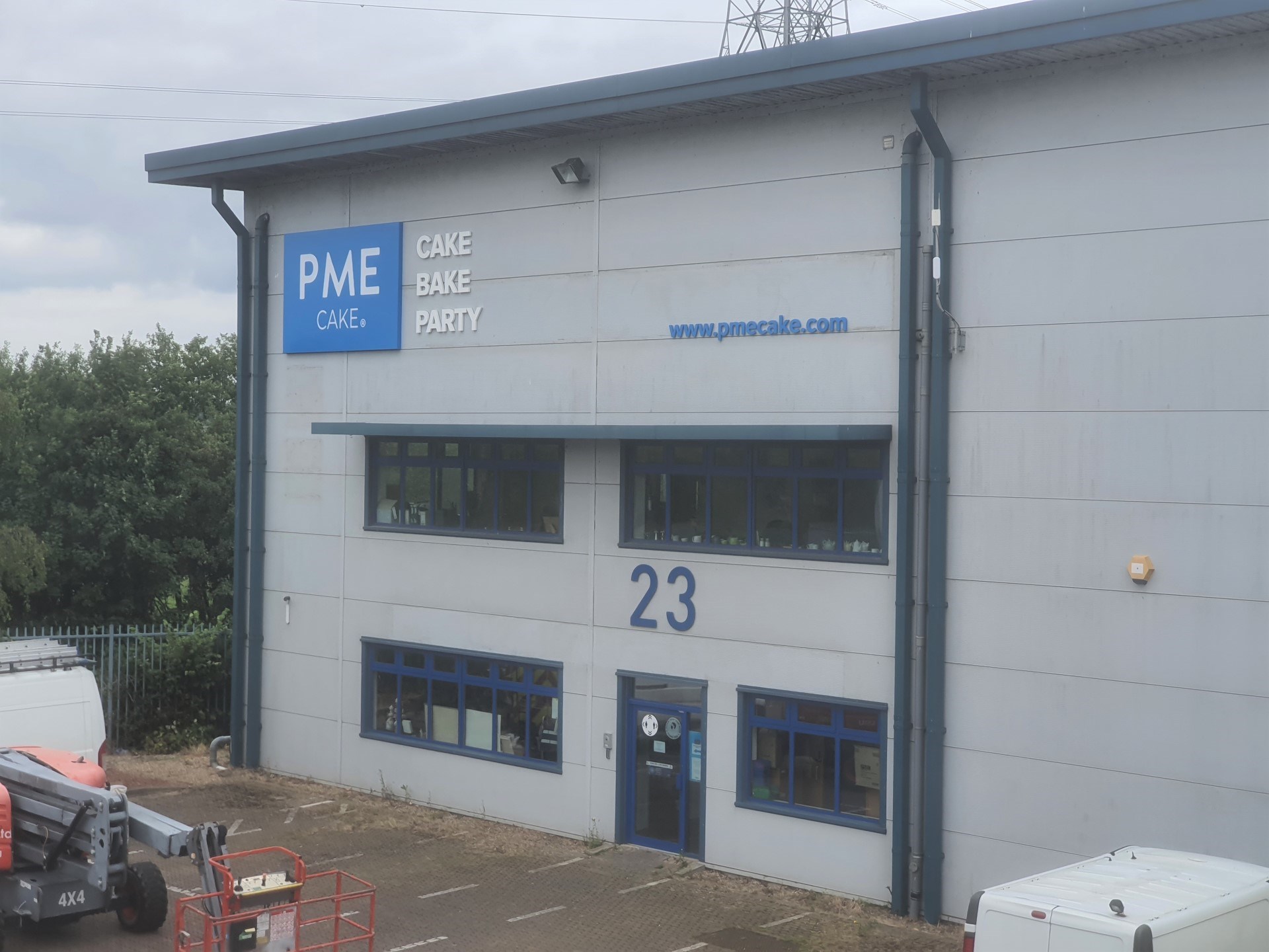 Exterior Warehouse Signs For PME Cake In Enfield