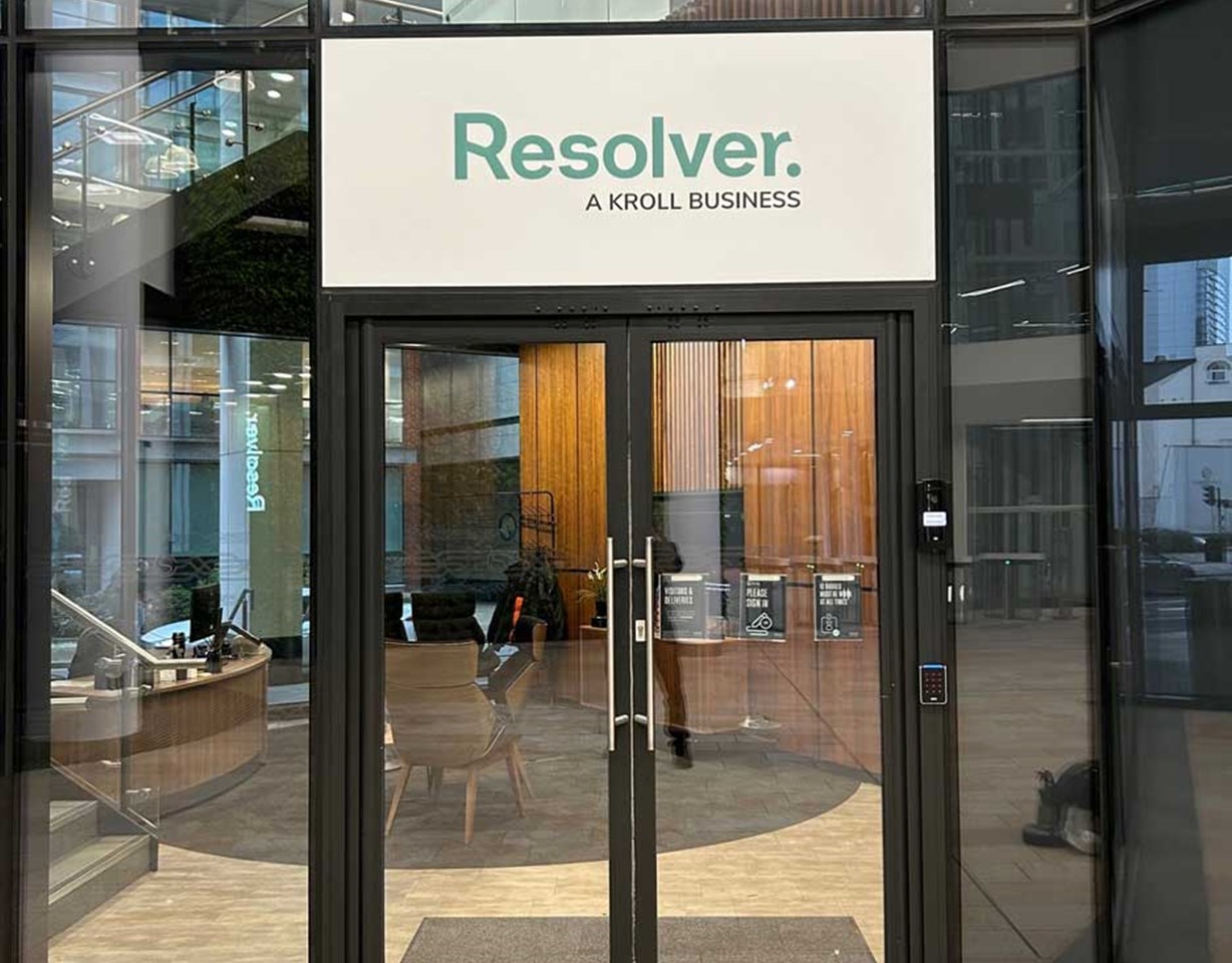 Resolver - Exterior Fascia
