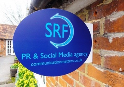 Projecting Sign For Srf Integrated Communications