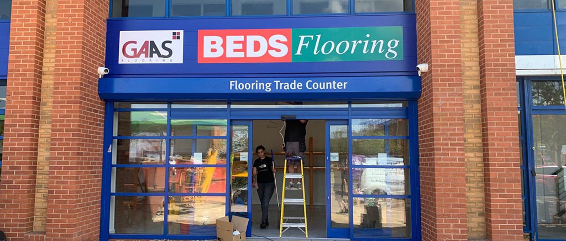 Flat ACM And Cut Vinyl To Shutter Radius