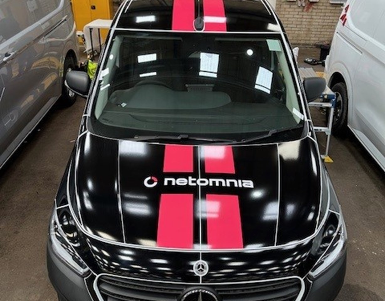 Netomnia - Front Vehicle Graphics