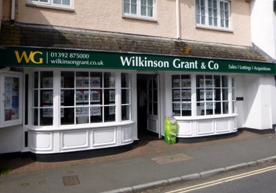 Cut Vinyl Text & Logo's Applied to Existing Fascia Panel