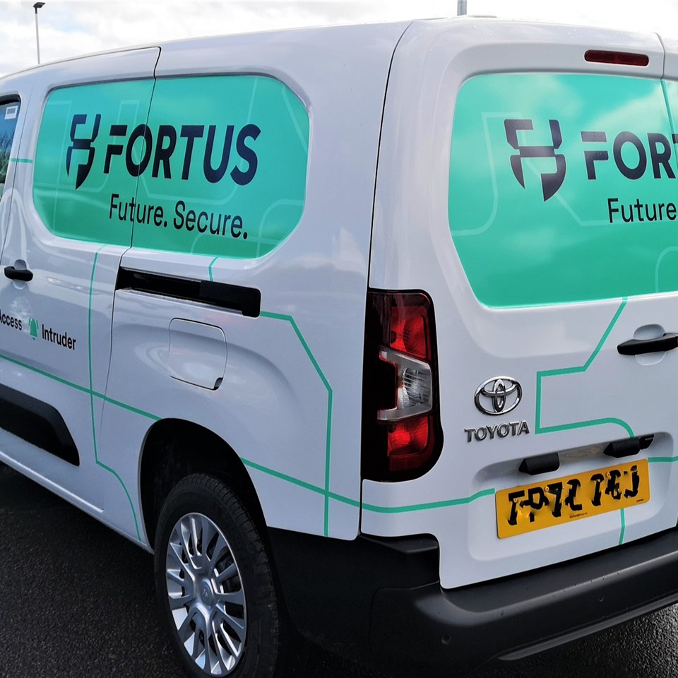 Digitally Printed Vehicle Graphics Fortus Signs Express Leicester