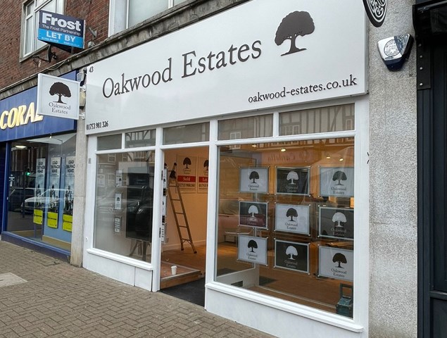 Exterior Fascia Sign For Oakwood Estates By Signs Express Slough