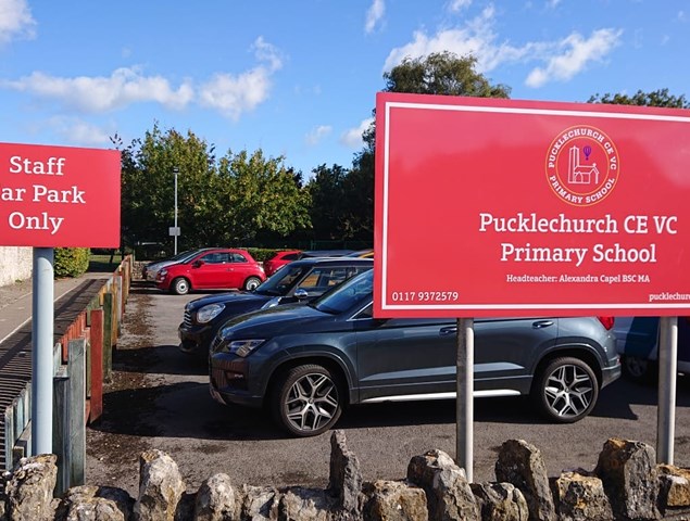Pucklechurch Primary School Bristol Post & Panel Signs