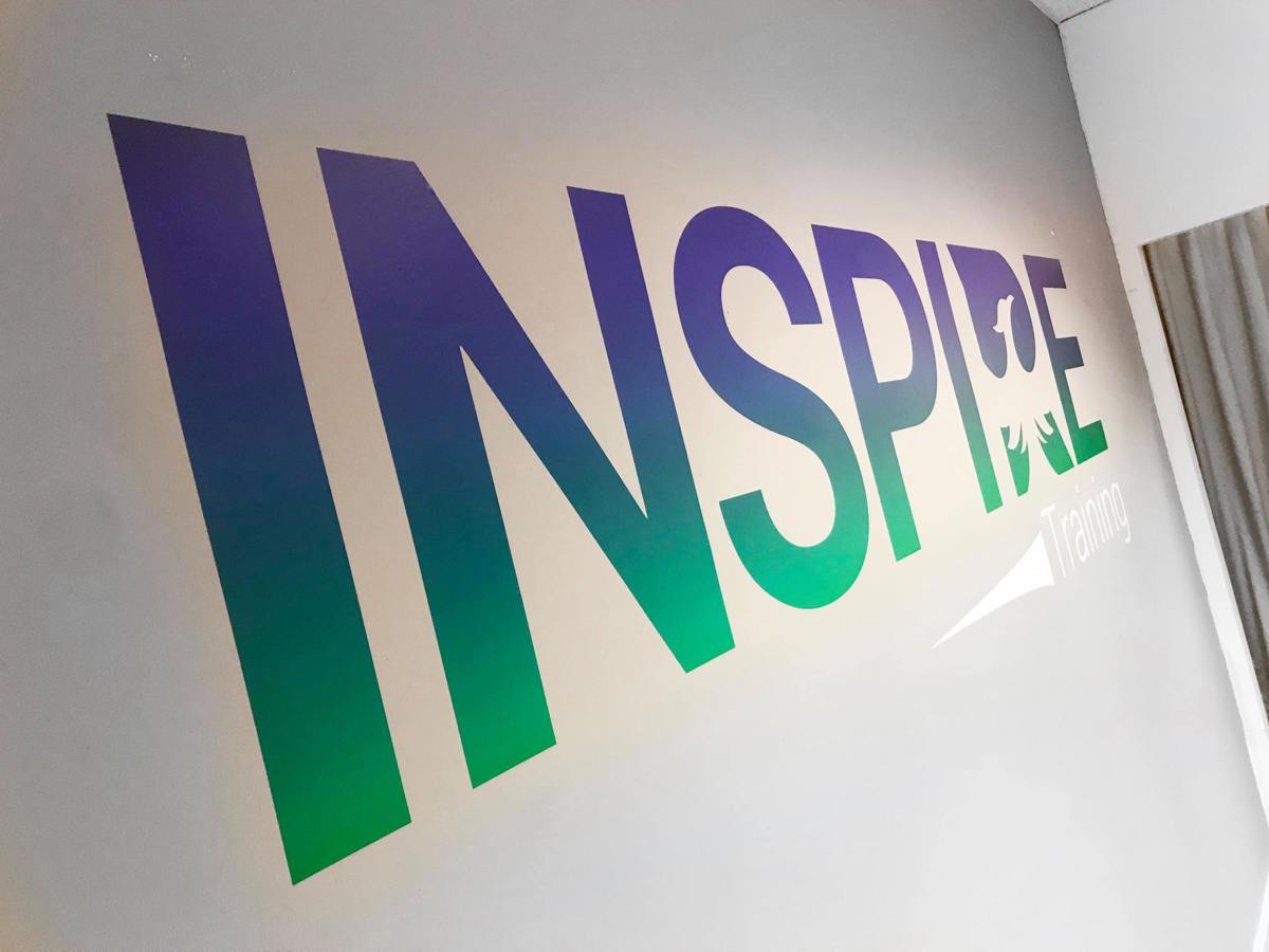 How to get inspirational interiors with signage