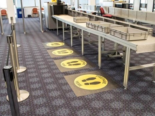Floor Graphics Help Passengers Get On Their Journey