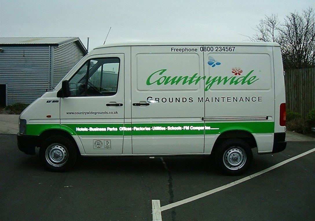 Van Graph Our Gallery | Signs Express Hull