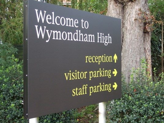 Wymondham High Eductation & Schools Outdoor Business Signs Post And Panel Signs