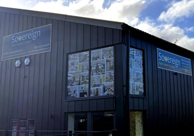 3mm Aluminium Composite Fascia Signs With Gloss Laminated Digital Printed Graphics 