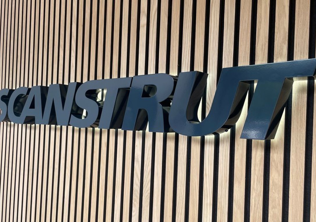 Black Powder Coated 156mm Built Up Letters With LED Halo Illumination