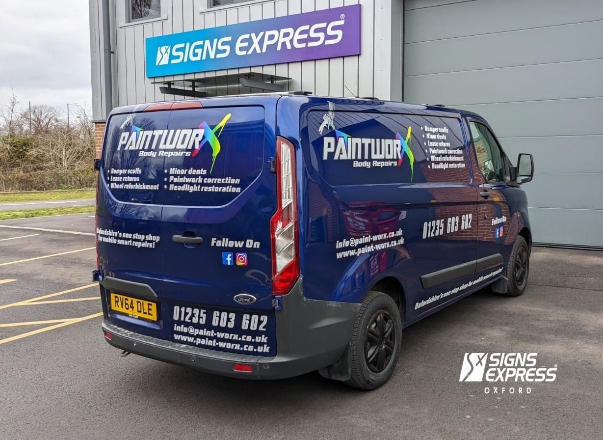 #Signsexpressoxford #Vangraphics #Trade #Oxfordshire #Paintworx