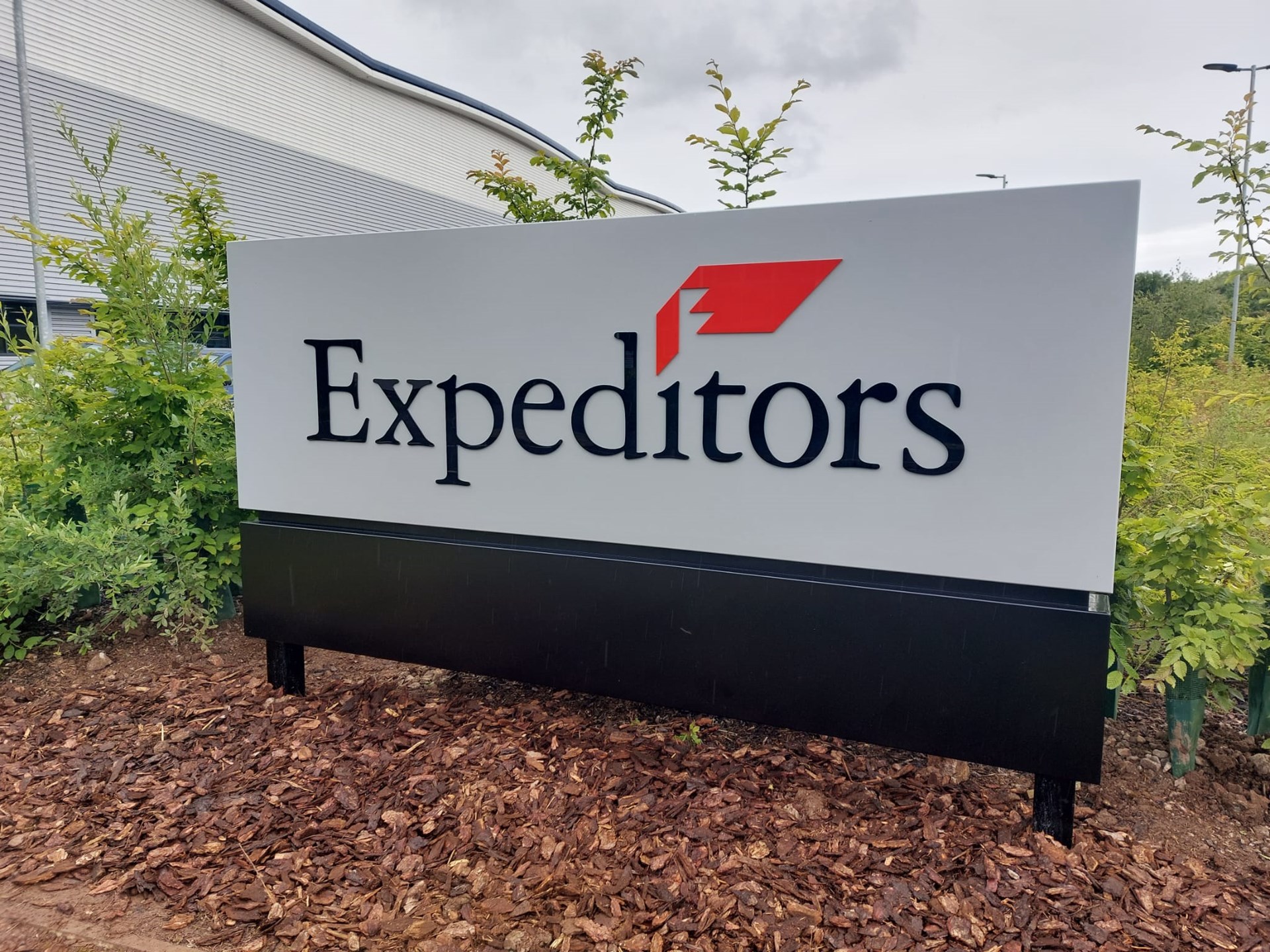 Expeditors Totem Signs Express Gloucester