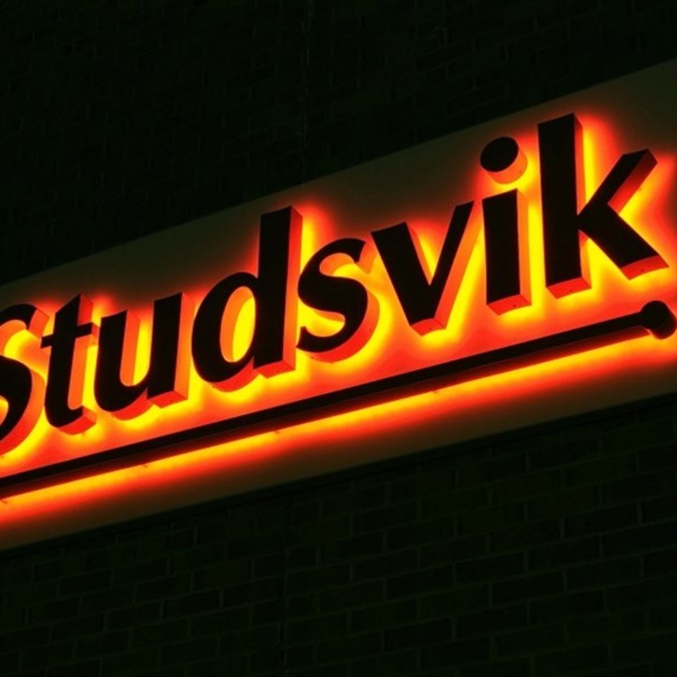 Folded Aluminium Panel With Built Up Letters Halo Illuminated Gateshead
