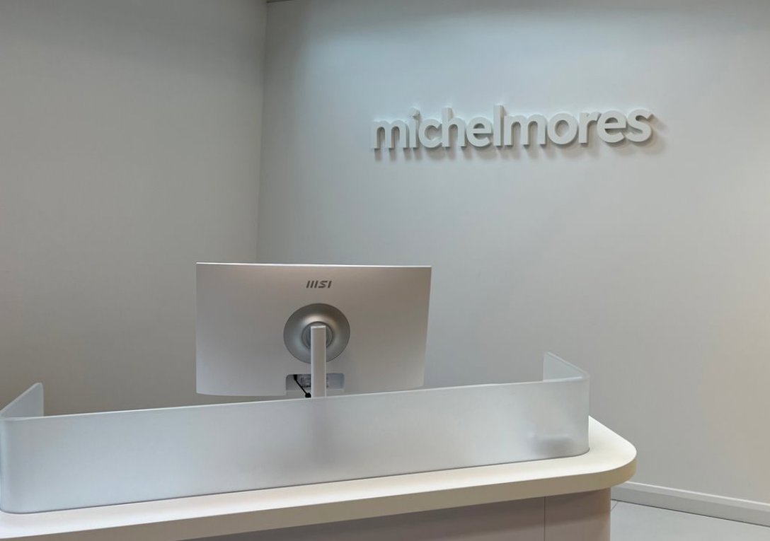 Aluminium Stand Off Letter Finished In White