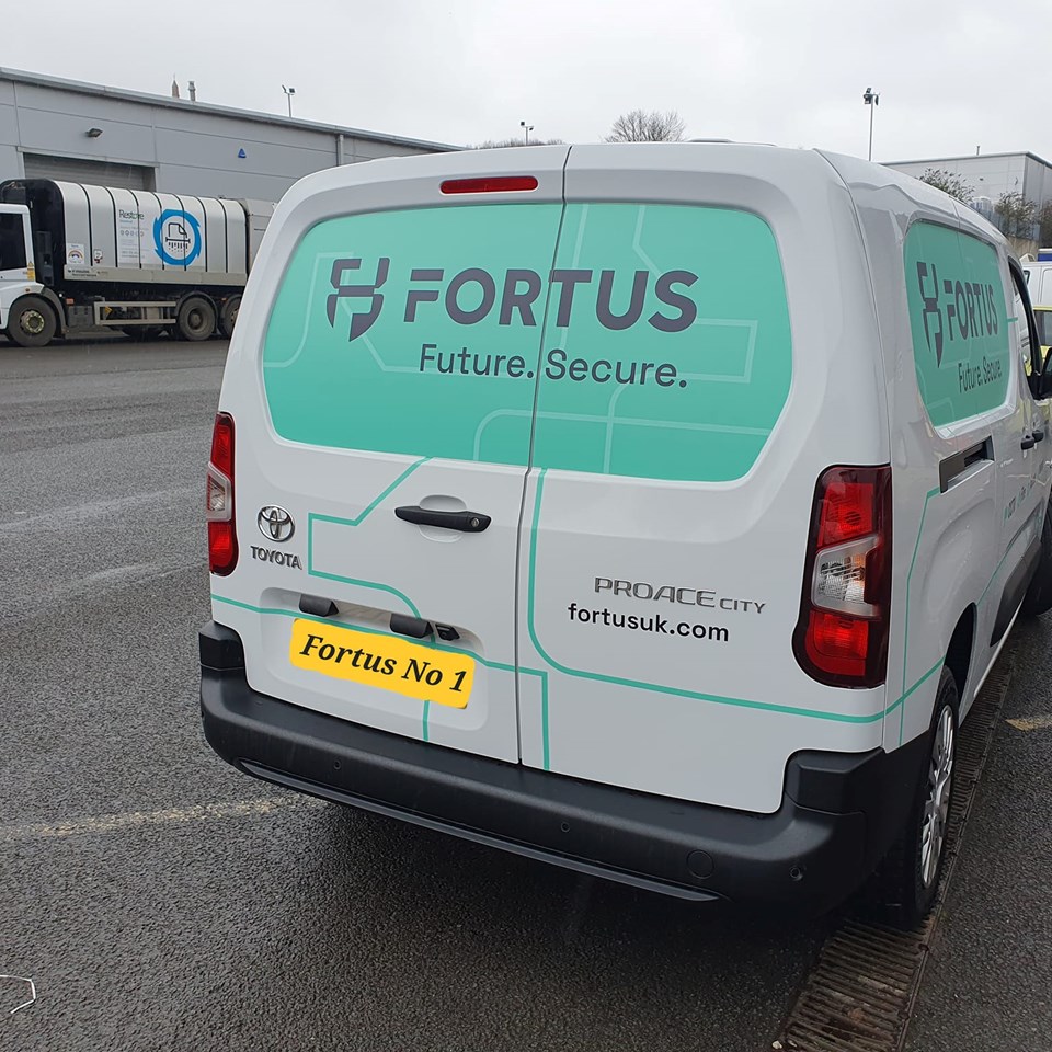 Digitally Printed Vehicle Graphics Fortus Signs Express Leicester (1)