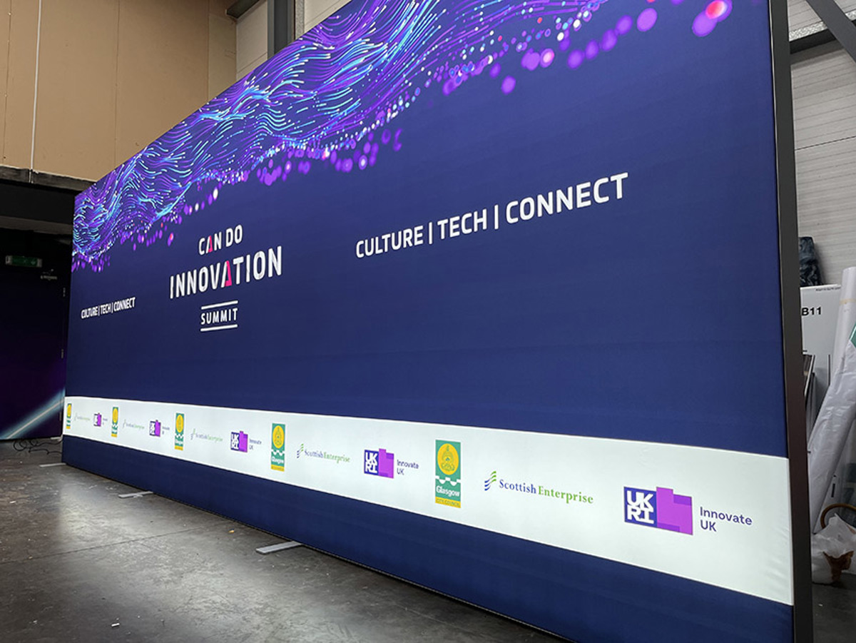 6m Illuminated Lightbox Installation: Glasgow Science Centre