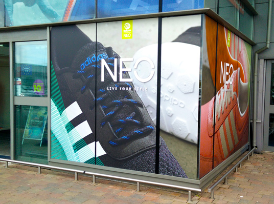 Full colour window graphics